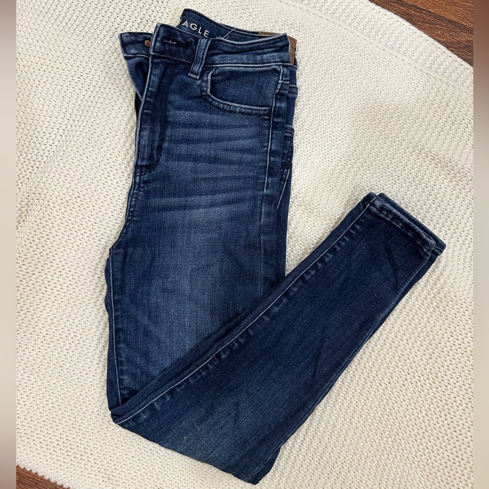 American Eagle Jean. Like new condition.